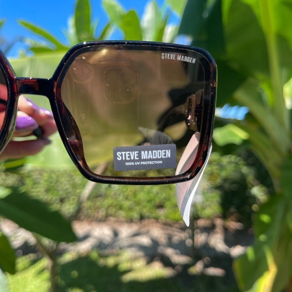 STEVE MADDEN Dark Tinted Square In Aleric Multi Sunglasses 100% UV Protection - Picture 5 of 13